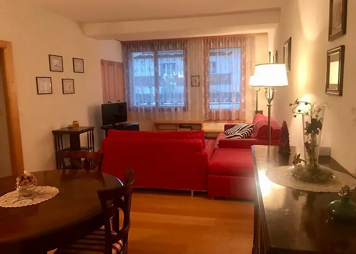 Apartment Center And Close To The Lifts *